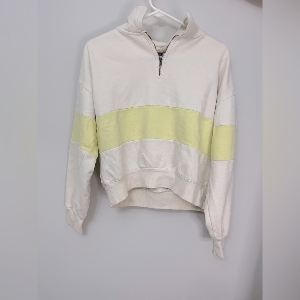 universal thread women’s quarter zip pull over
